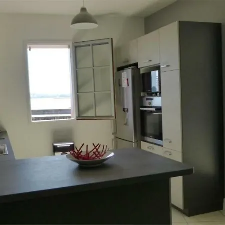 - 6 Pers, 102 M2, 4/3 7 Ciboure